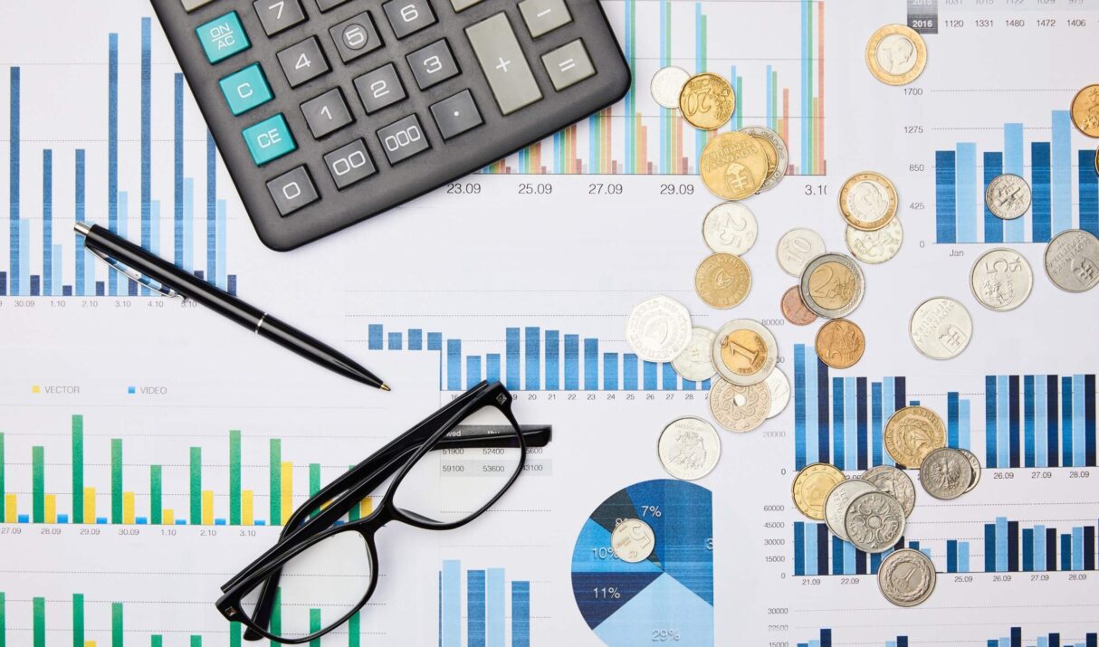 Smart savings: budgeting tips to reach your financial goals